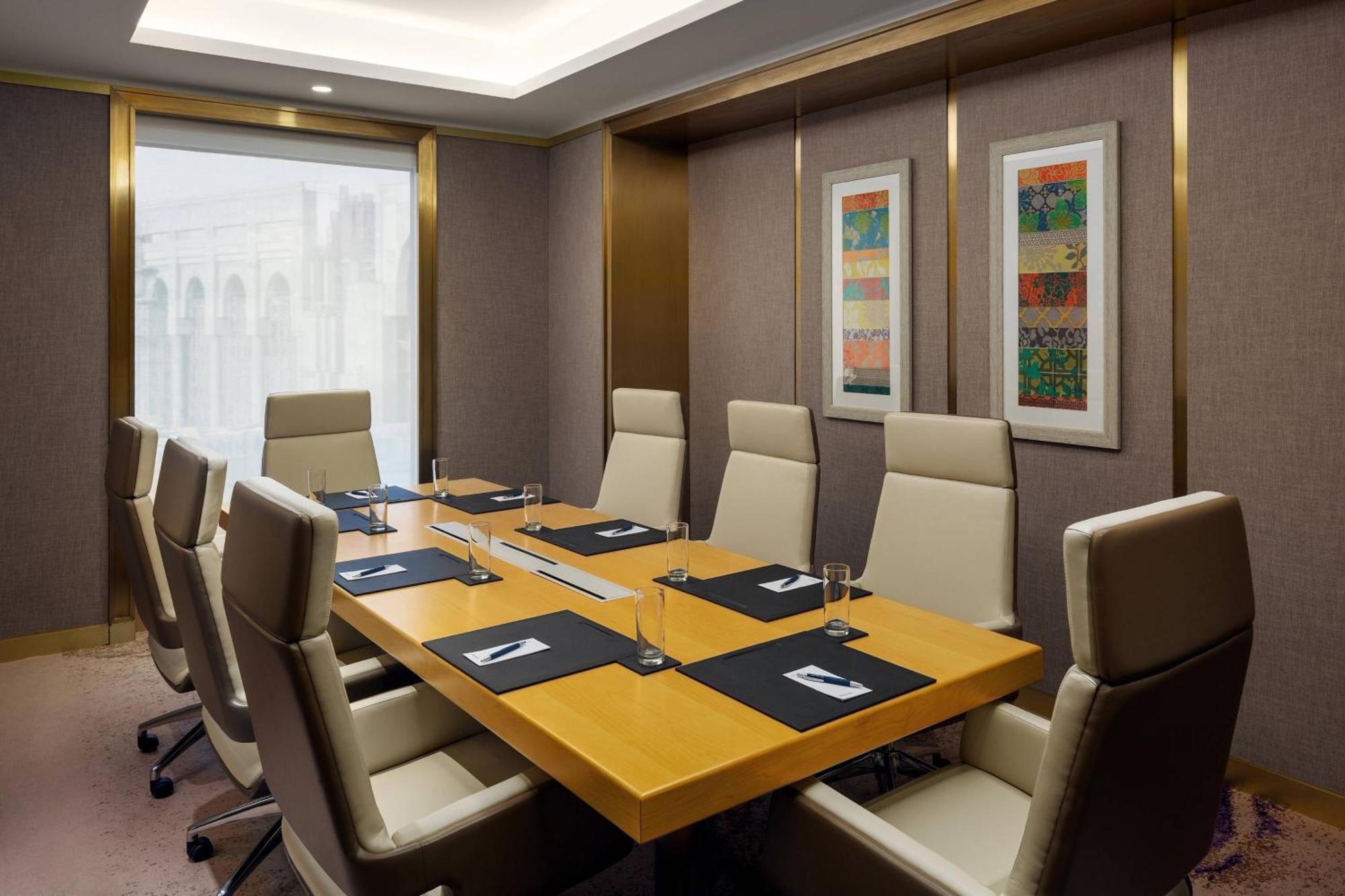 シェラトン メッカ ジャバル アル カアバ ホテル エクステリア 写真 Boardroom at the Conrad Dubai