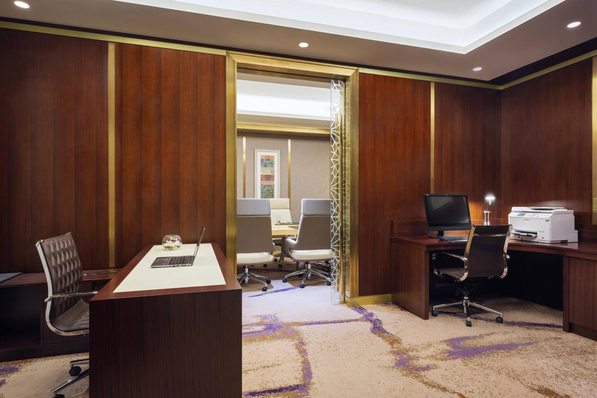 シェラトン メッカ ジャバル アル カアバ ホテル エクステリア 写真 Office