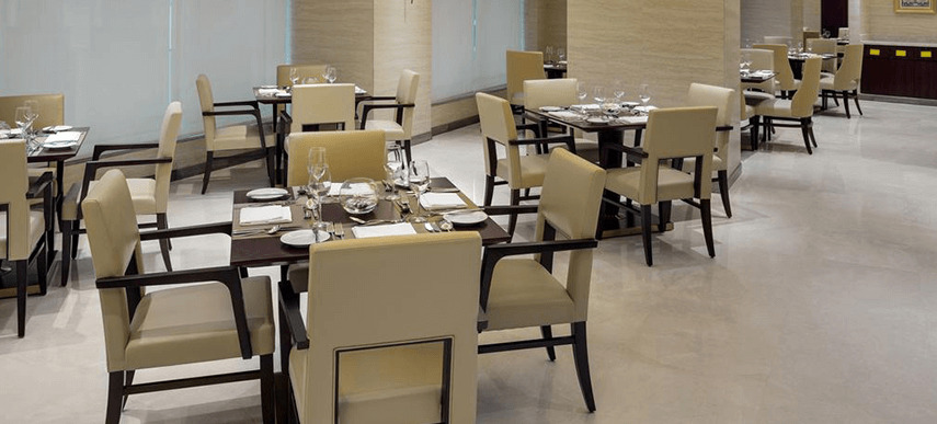 シェラトン メッカ ジャバル アル カアバ ホテル エクステリア 写真 Restaurant interior